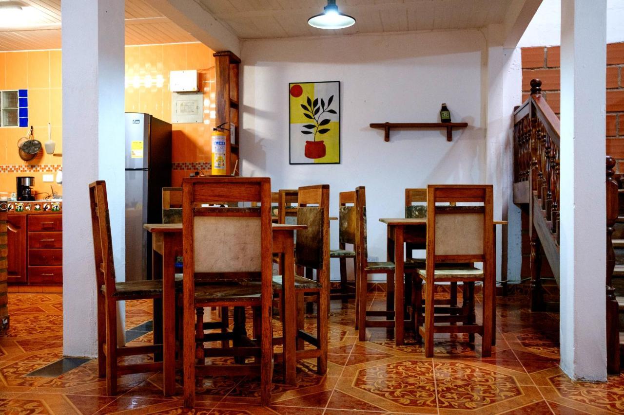 Cafe Racer Hostal Jardín